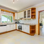 Kelisia Villa
