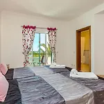Villa Kelisia *
